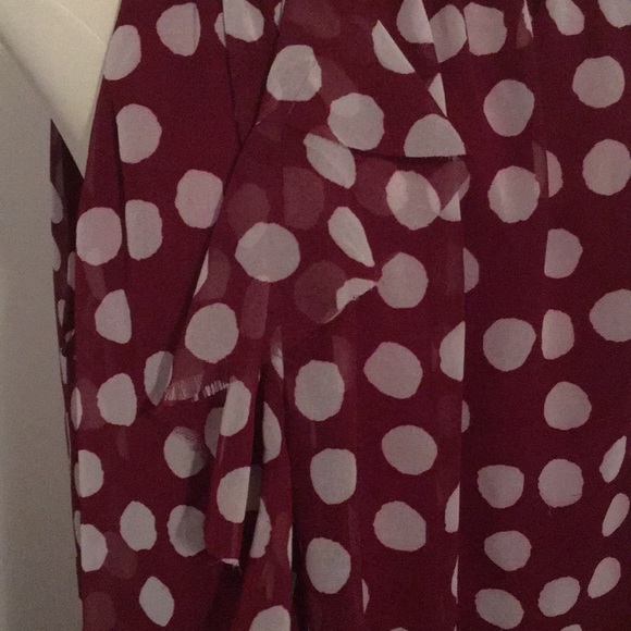 Cute crimson polka dot top sz 26 Lane Bryant sale🎉 - Picture 4 of 6
